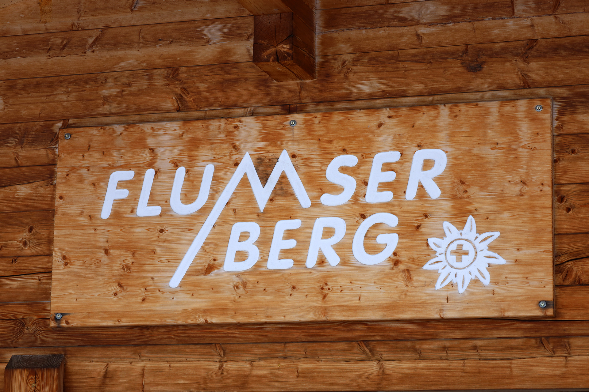 Hüttenschild am Flumserberg | Schnappschuss: privat