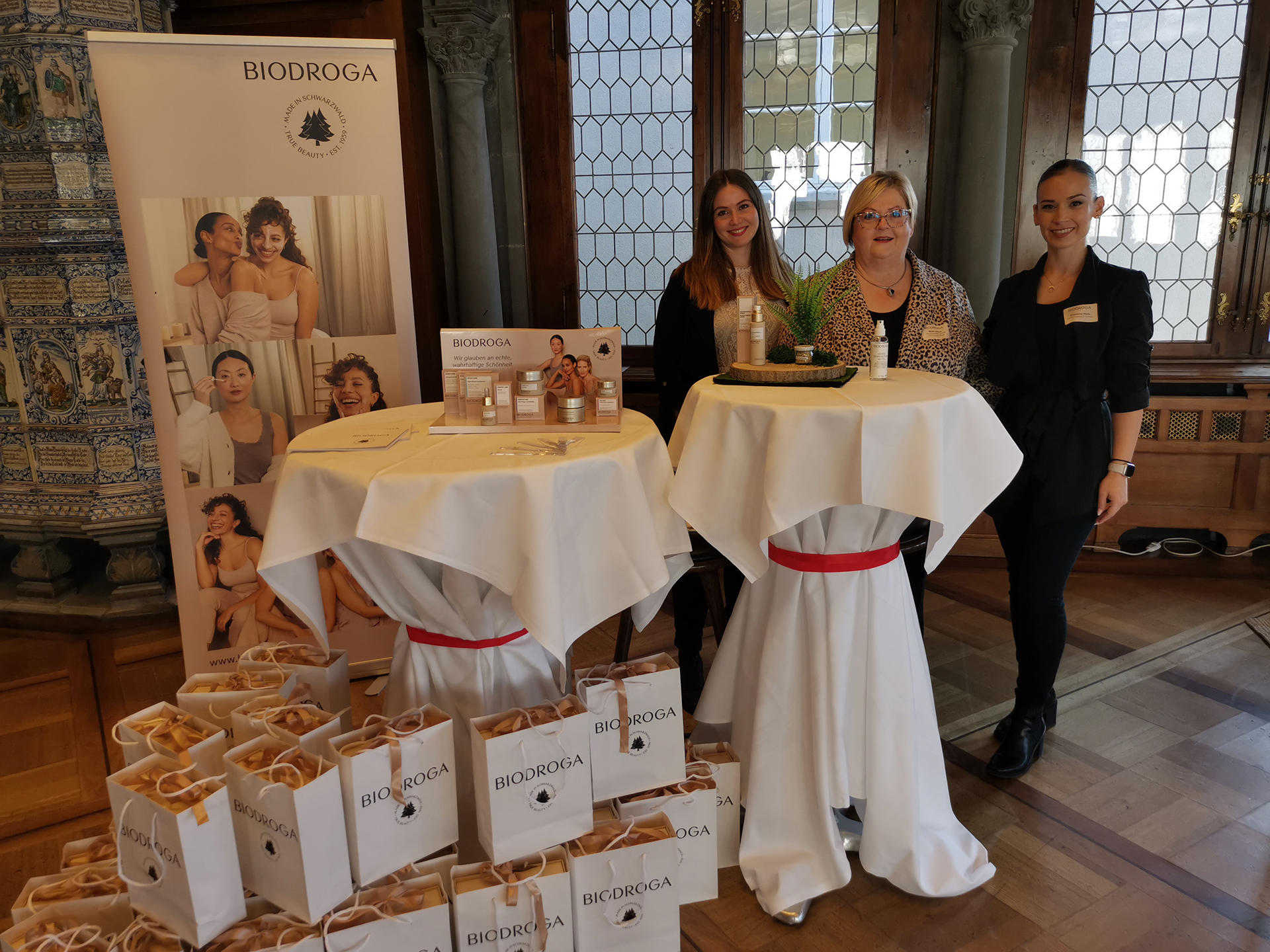 Anna Nagel, Silvia Vifian und Valentina Dinic