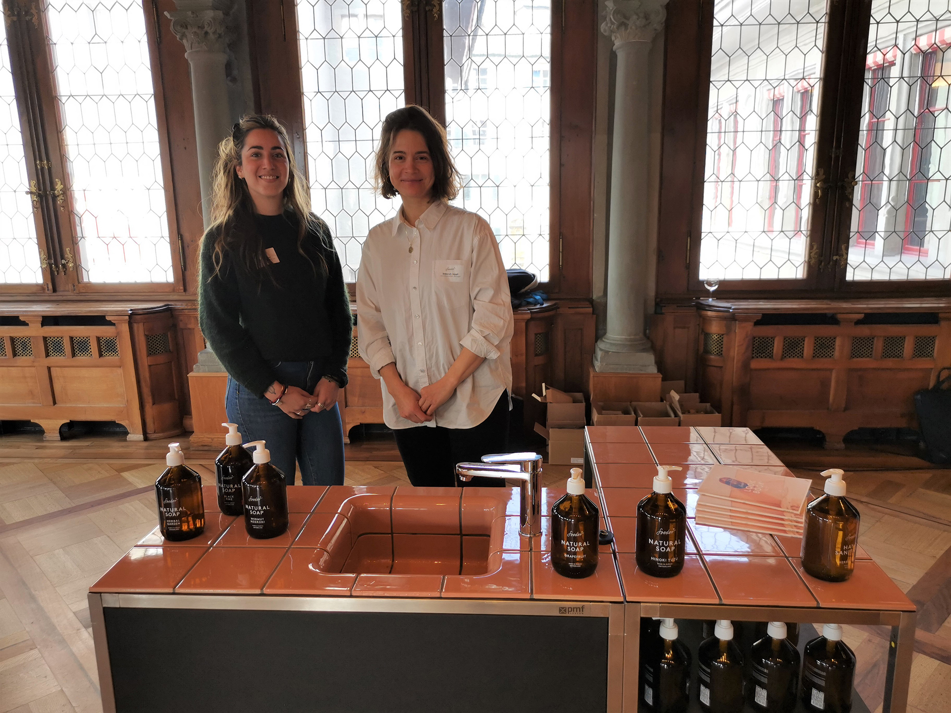 Samira Baur und Deborah Jeggli von Soeder